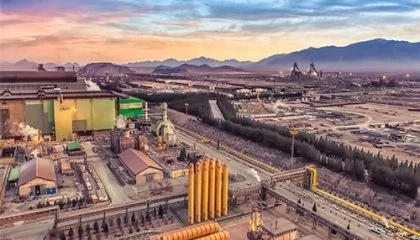 بررسی رقابت بین ذوب‌آهن اصفهان و فولاد مبارکه